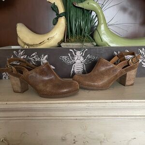 Timberland Earthkeepers Weathered Brown Open Back Clogs with Strap